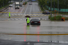 Map apps, navigation systems send flood alerts to drivers