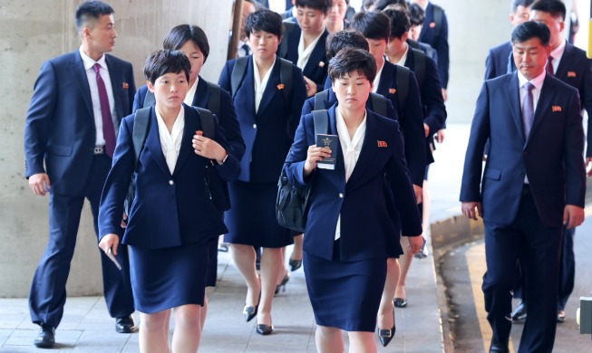 First NK sports team in 8 years arrives in South Korea