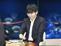 Shin-fully sweet: Go champ rallies to beat AI bot in 3-game series