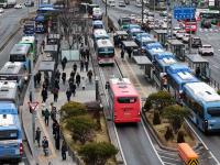 버스·열차 늘리고 교통비 환급 확대…'대중교통 혼잡완화 대책' 발표